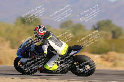 media/Nov-06-2023-Moto Forza (Mon) [[ce023d0744]]/2-Advanced Group/Session 4 (Turn 8 Inside)/